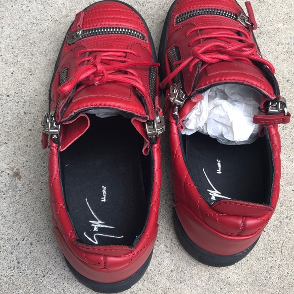 Giuseppe 100% authentic - Picture 3 of 7